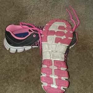 Reebok womens size 9